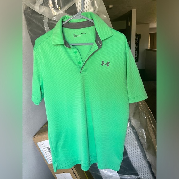 Men’s Under Armour Polo Size Medium - Picture 1 of 3